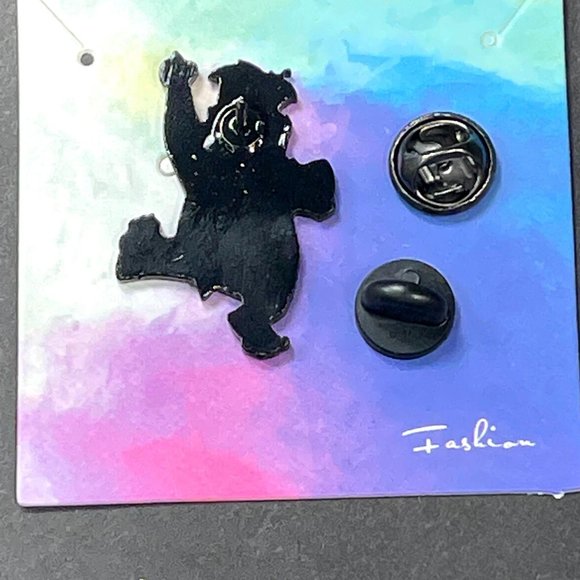 Fred Flintstones Lapel Pin Brooch Enamel Jewelry Accessories Badge Pin - Picture 3 of 3